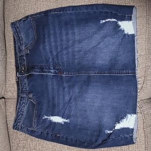 mini skirt